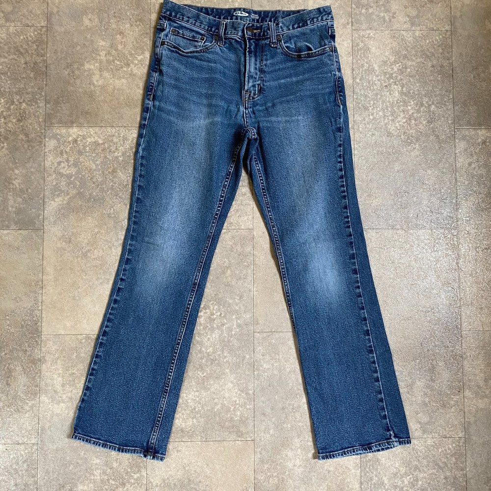 Old Navy Men's Boot-Cut Jeans, Size 31x32. Built-In Tough, Built-In Flex.